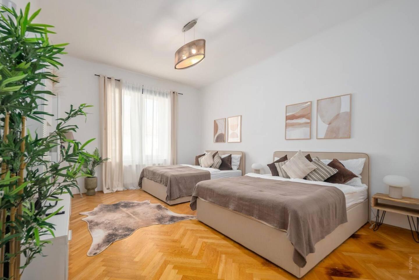 Apartments I 5 Minutes To Metro Vienna Exterior photo