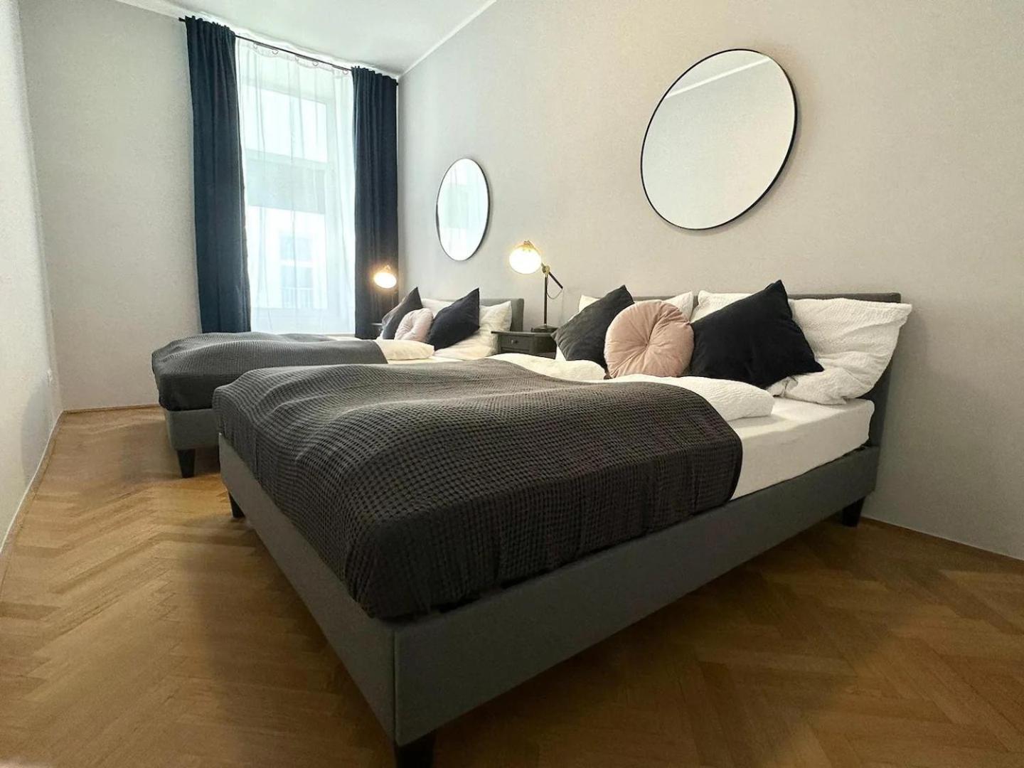 Apartments I 5 Minutes To Metro Vienna Exterior photo